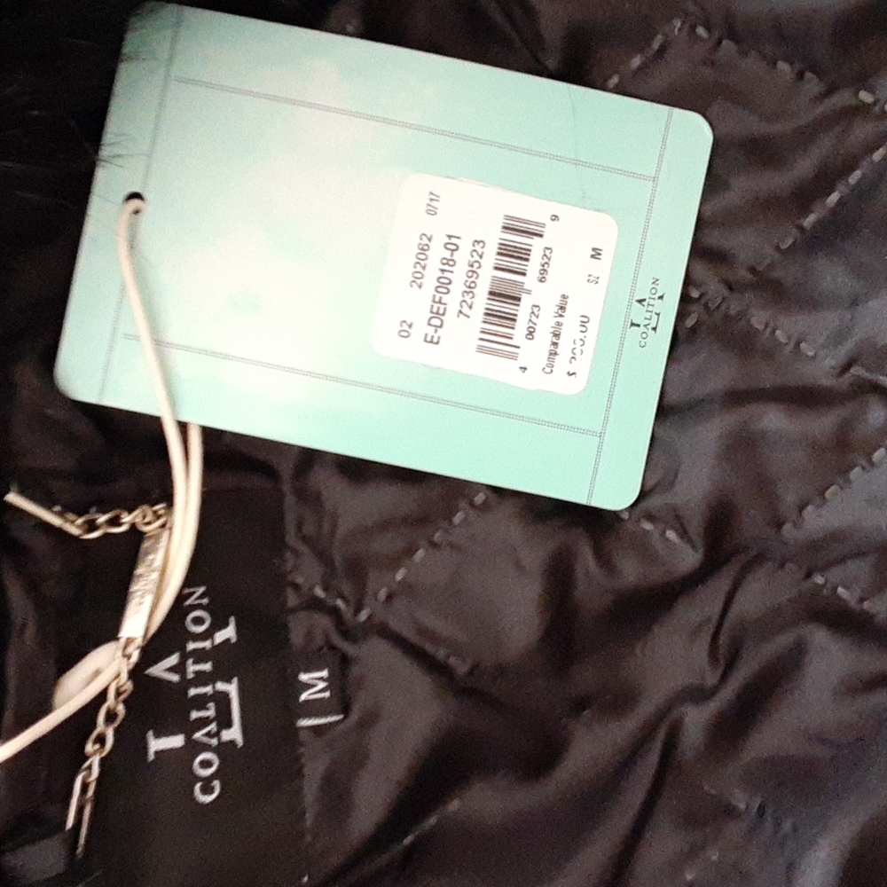 NWT LA Coalition Black Faux Fur Vest Size M - Picture 6 of 7